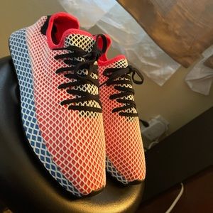 Adidas Deerupt Solar Red Bluebird size 11